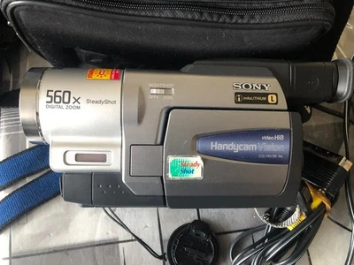 Videocamera Sony Handycam Vision CCD-TRV78E - Immagine 1 di 4