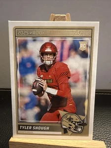 2025 Panini NFL Score #71 Tyler Shough RC Base New Orleans Saints QB - Bild 1 von 2