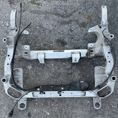 Cadillac CTS 2014-2019 3,6 L tracción trasera subchasis delantero motor travesaño cuadro K OEM Foto 1 de 4