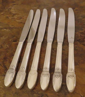 IS First Love Set of 6 Dinner Knives 1847 Rogers Vtg Silverplate Flatware Lot B - Image 1 of 4