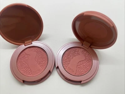 Nuevo 2 x Tarte Arcilla Amazónica 12 horas Rubor en Delicia Tamaño de Viaje .10oz/3g!! Foto 1 de 3