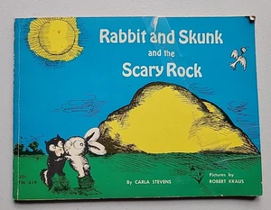 Rabbit and Skunk and the Scary Rock 1962 Carla Stevens PB Damaged - Foto 1 di 9