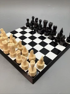 Vintage VLADE Dental Chess Boxed Set -Oversized Reproductions of TEETH-Magnetic - Picture 1 of 14