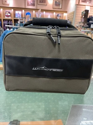 Estuche de carrete Daiwa Wilderness - Navidad - Almacenamiento de carrete/carrete - Pesca Foto 1 de 4