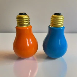 Lampadina ceramica vintage blu arancione ceramica sale pepe shaker Giappone NOS MCM - Foto 1 di 7