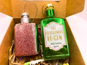 Gin bottle, Pink hip flask baubles  'Let Christmas BE-GIN' Christmas gift. - Picture 1 of 5