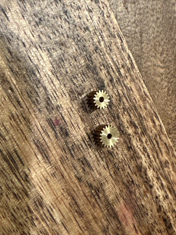 Piñón de eje 16t y 20t latón alta velocidad 0,3 m 1,5 mm para scx24 enduro24 atlas cr18 Foto 1 de 1