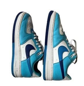 Nike Sneakers Uomo Taglia 8 Air Force 1 '07 LV8 Basse Blu Stile DZ2522-100 - Foto 1 di 13