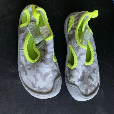 OP Ocean Pacific Black/Green Water Aqua Toddler Boys Girls Shoes Size 7/8 - Image 1 of 4