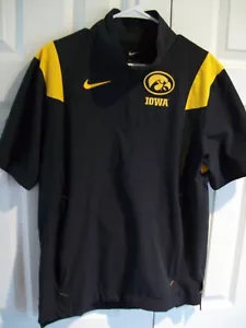 Nike Iowa Hawkeyes 1/4 Zip S/S Pullover Jacket Men's Size: Small LNWNT Black - Picture 1 of 17