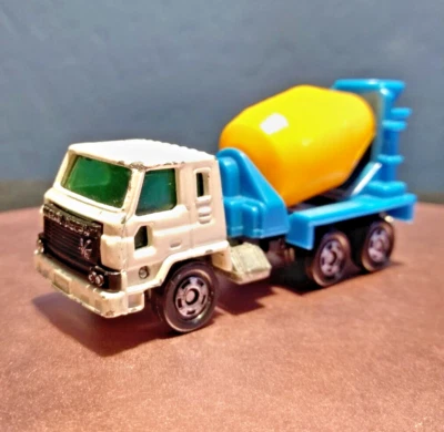 Tomica Nissan Diesel Cement Mixer Car Construction Truck 1:100 White Loose Used - Image 1 of 4