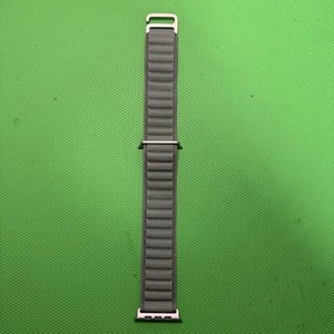 Open Box Apple Alpine Loop Band for Watch Ultra - Green, Medium (49mm) MQE33AM/A - Zdjęcie 1 z 3