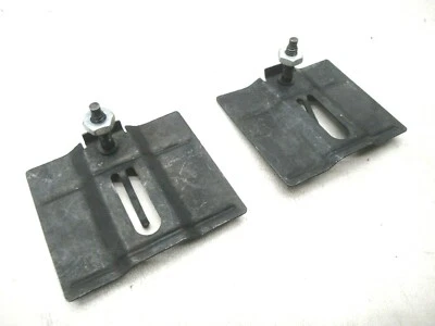 1978 1979  78 79 FORD BRONCO   BODY MOLDING CLIPS STUD X2 - Image 1 of 4