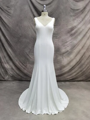 HBH Brautmode I Brautkleid Fit und Flair Pure Elegant für Standesamt Elfenbein - Bild 1 von 4