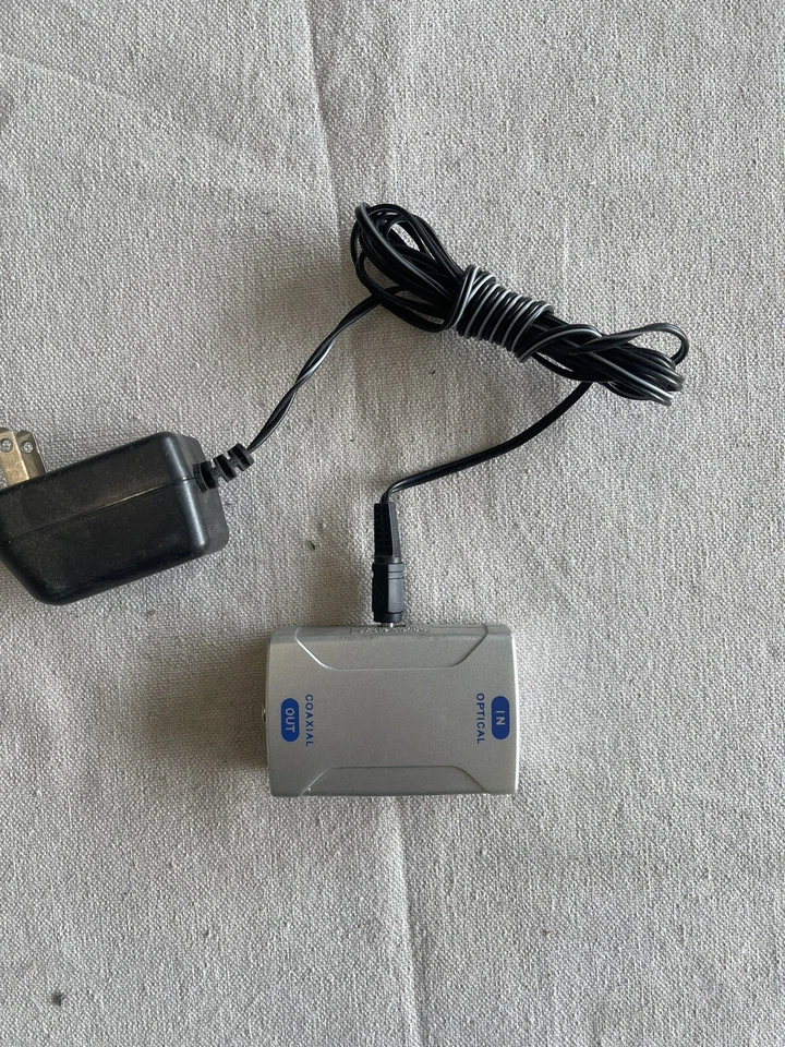 Convertidor de audio digital óptico a digital coaxial (RCA) S/PDIF (Toslink) 2948 Foto 1 de 1