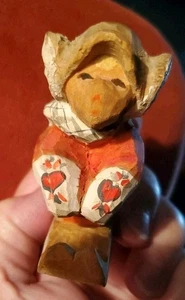 Henning Vintage Ragazzo in Neve Sci Folkart Legno Intagliato A Mano Oslo Norvegia 3" 1963 - Foto 1 di 8