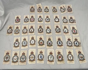 Tarjetas de cigarrillo John Player Raf insignias repuestos - Imagen 1 de 2