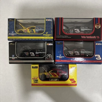 Lote diecast Revell Dale Earnhardt 1:64 (paquete de 5 autos) Goodwrench. Copos de maíz Foto 1 de 4