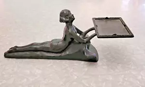 Statua Art Decò anni '20 reclinabile nuda signora Risque Spelter portasigarette metallo - Foto 1 di 13