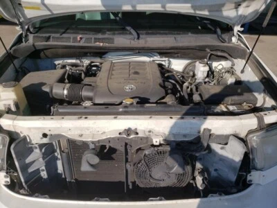 Used Fuel Pump fits: 2012 Toyota Sequoia Pump Assembly 8 cylinder 5.7L 3URFE eng Foto 1 de 4