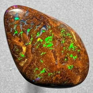 Rich Greens * 27ct Natural Australian Solid Matrix Boulder Opal * See Video Clip - Picture 1 of 6