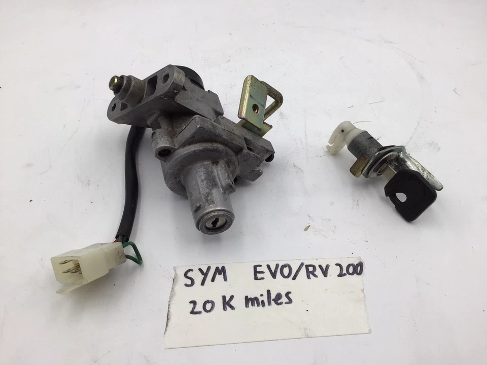 OEM SYM EVO RV200 - Ignition and Seat lock - Изображение 1 из 4