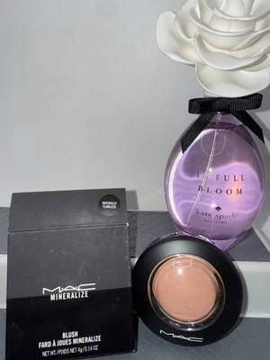 MAC Mineralize Blush In Naturally Flawless Brand New In Box 💯 Authentic! - Image 1 of 3
