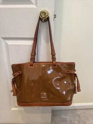DOONEY & BOURKE BROWN PATENT LEATHER TOTE SHOULDER BAG WITH FRINGE TASSELS NICE! - Image 1 of 4