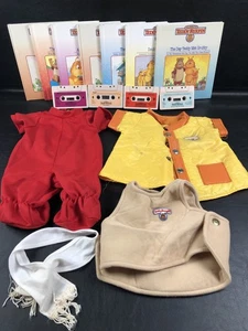 Teddy Ruxpin Lot - 7 Bücher - 4 Bänder - plus Outfits - ungetestet - 1985 - GEBRAUCHT - Bild 1 von 16