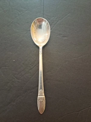 1847 Rogers Vintage First Love Casserole/Berry Spoon Silverplate Flatware Foto 1 de 4