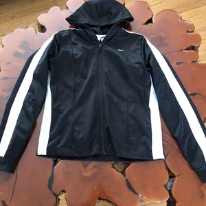 Nike Women’s zip Up Jacket Size Medium Black hooded - Picture 1 of 5