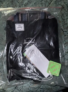 Herschel Supply Company Sling Bag - Picture 1 of 3