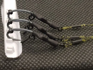 3 Turbo German Rigs  CAMO BOOM  Korda ready tied wafter rigs Carp, Wafter- NEW - Picture 1 of 6