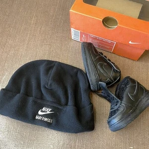 NIKE Air Force 1 ‘06 Gift Pack (CB) Baby Size 1C 314565-001 Shoes Beanie Set NIB - Picture 1 of 16