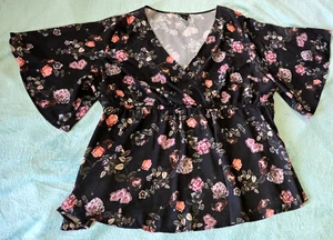 Torrid Womens plus size 3x black floral blouse top Bell sleeves Wide Neck - Picture 1 of 3