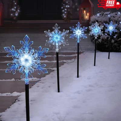 Member's Mark 5ct Snowflake Pathway LED Lights, 9' Lighted Length - Image 1 of 4