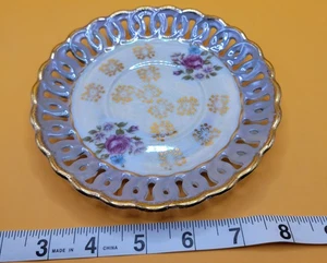 Vintage Bone China Rosen Untertasse mit Goldrand 6" - Bild 1 von 7
