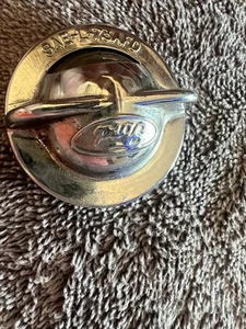 OEM 1970's Ford License Plate Light Cover SAE-L-73AFD Truck Bronco F150 73-79 - Bild 1 von 3