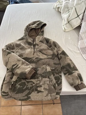 Cabela's Berber Fleece WindShear Hooded 1/2-Zip Pullover Outfitter Camo XLarge - Image 1 of 2