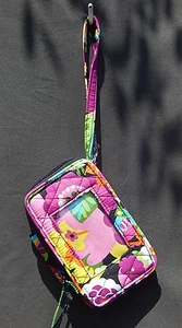 Vera Bradley SMARTPHONE ARMBAND in "VA VA BLOOM" - Neu mit Etikett & aus einem rauchfreien Zuhause - Bild 1 von 5