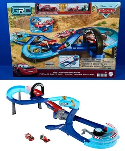 Pixar Cars GRC JUMPING RACEWAY Global Racers Cup RACE TRACK McQueen FRANCESCO - Foto 1 di 12