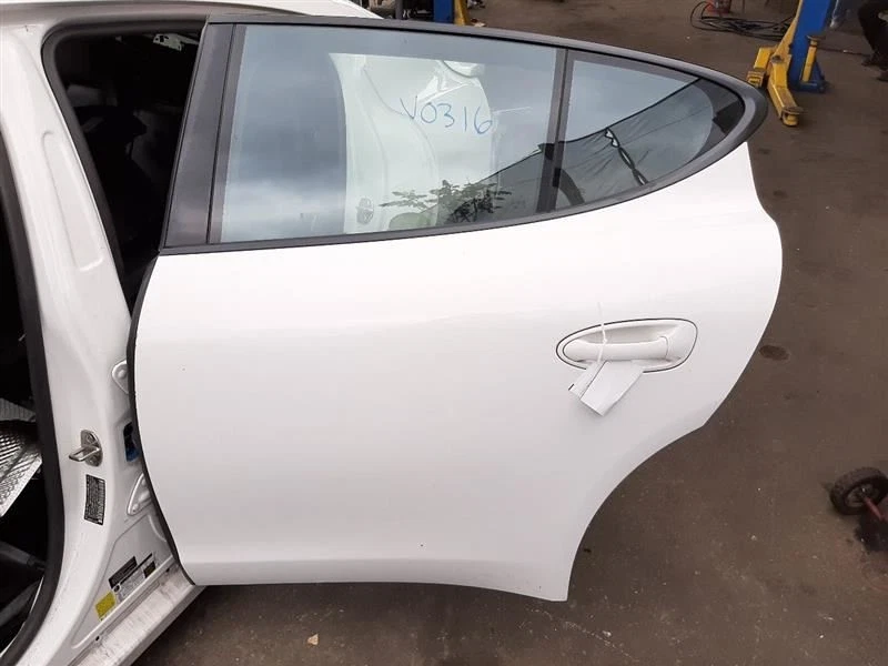 2010-2016 Porsche Panamera 970 Left Rear Door White SWB 97053201101 - Image 1 of 4