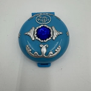 Vintage Polly Pocket Blue Jeweled Under The Sea Compact Bluebird 1992 senza figurine - Foto 1 di 7