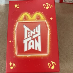 2025 McDonalds Happy Meal Spielzeug Zugabe klein hellbraun #10  - Bild 1 von 4