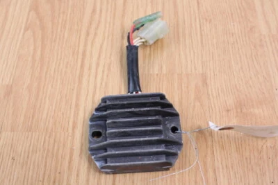 Yamaha Big Bear 350 1998 2x4 regulador de voltaje y rectificador Foto 1 de 4