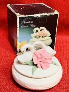 Vintage Porcelain Swan Trinket Box Bowl w/ Lid/Box 2 3/4”dia.x 2 1/4”tall - Picture 1 of 5
