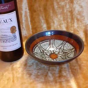 70er Jahre Celtic Newlyn braunes Medaillon Müslischale/Zuckerdose 15 cm Durchmesser - Bild 1 von 5