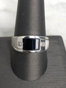 MEN'S WHITE GOLD AND FAETED ONYX RING SIZE 10.25 - Picture 1 of 11