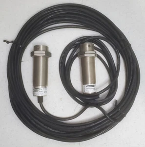NEW Pair Banner Photo Eyes Photoelectric Sensors 24-240 VAC - Picture 1 of 3