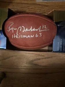 Fútbol americano autografiado por Roger Staucach como nuevo en caja. - Imagen 1 de 6